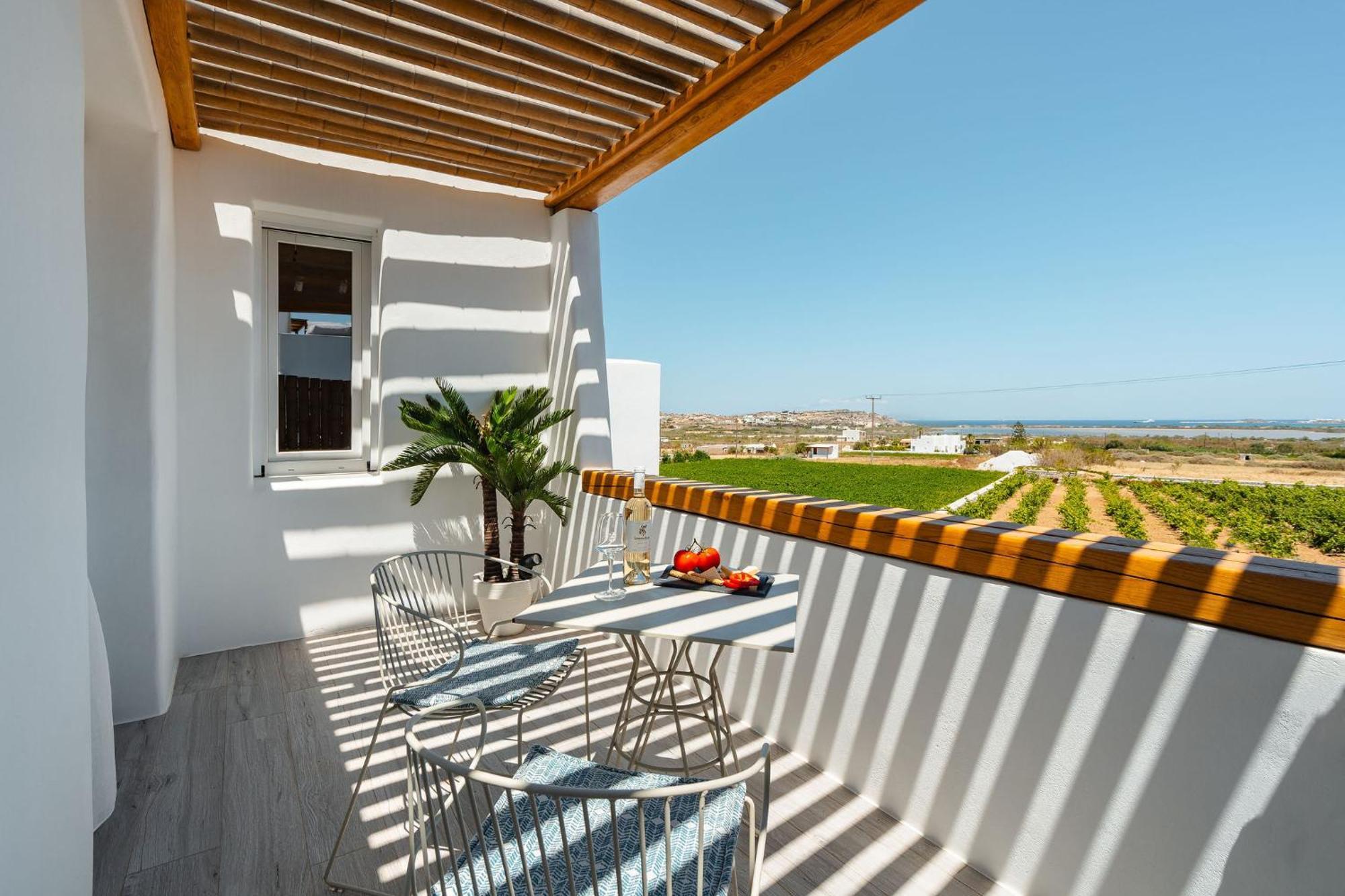 Sunday Luxury Suites Agia Anna  Exterior photo